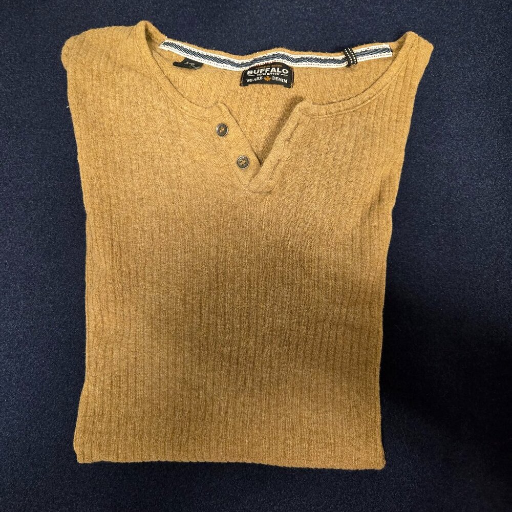 Buffalo David Bitton Brown SS Henley (20" ptp)